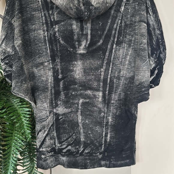 NWOT Affliction Pullover Hoodie Sweatshirt Dolman Sleeve Black Distressed Cotton - Picture 10 of 11